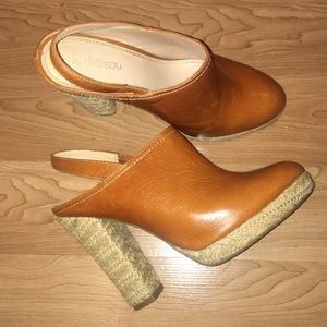 Le Chateau Heels